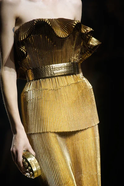 Look 135